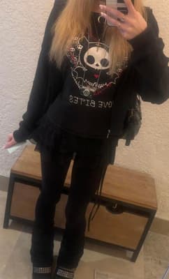 Anime teen girl 