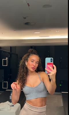 Stella💪🫦🏋‍♀️