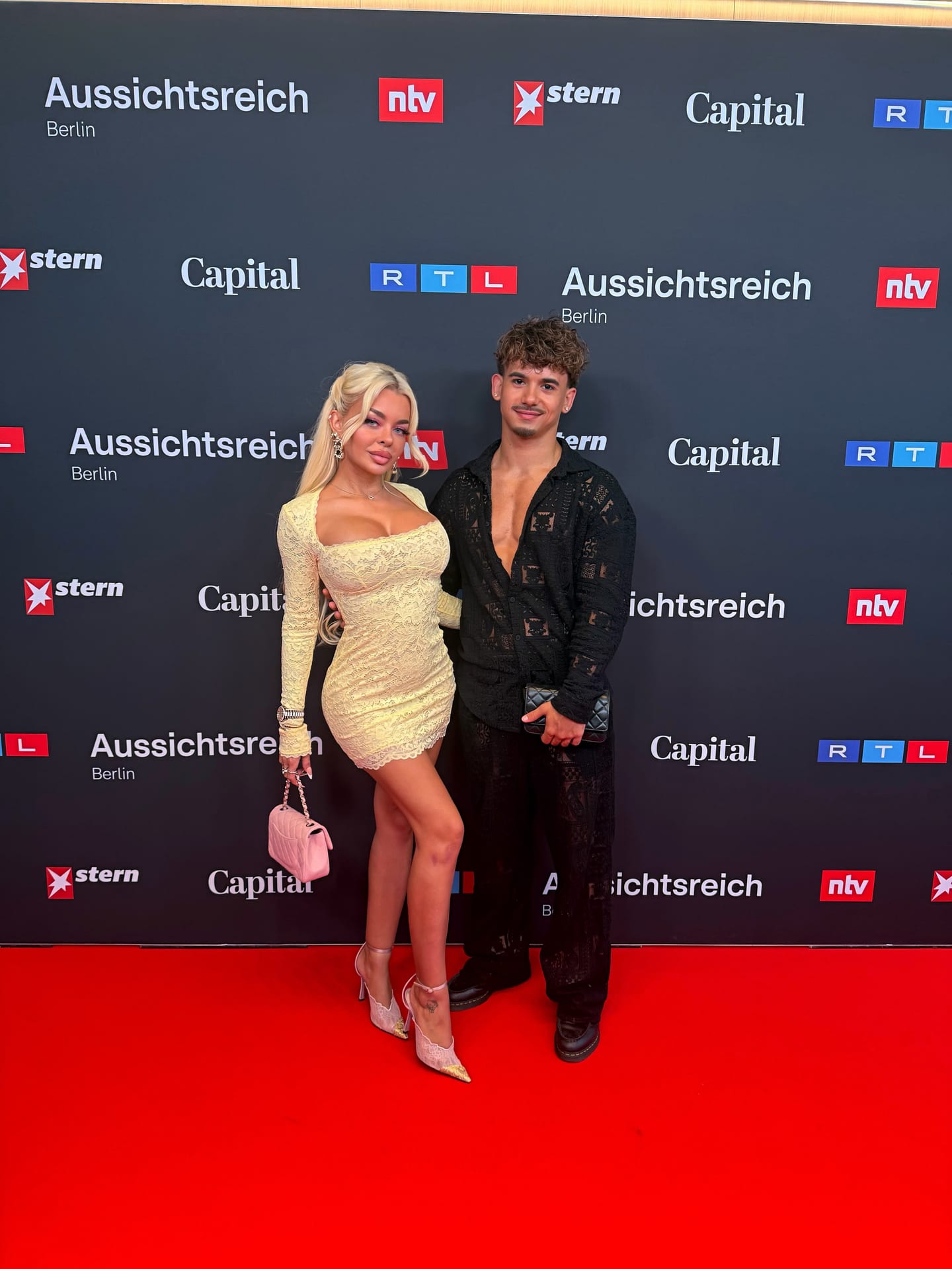 Red carpet 📸🎥