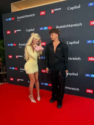 Red carpet 📸🎥