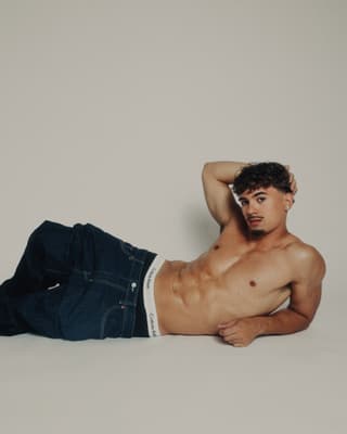 In my @calvinklein era 🙂↕️ 📸: @lanphilipp