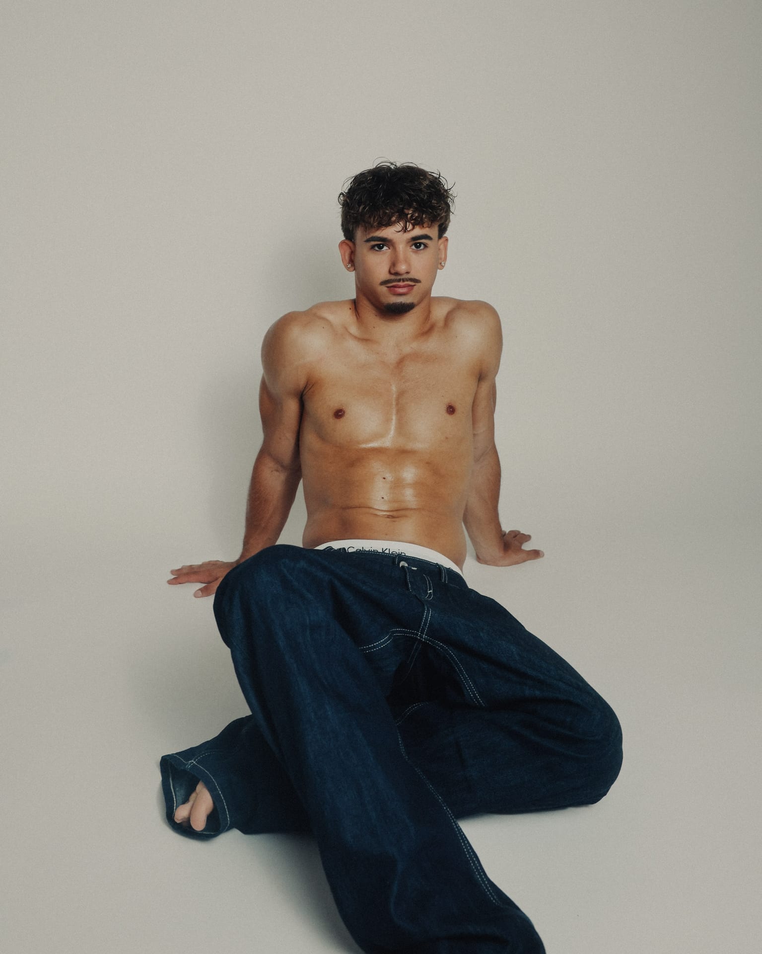 In my @calvinklein era 🙂‍↕️ 📸: @lanphilipp
