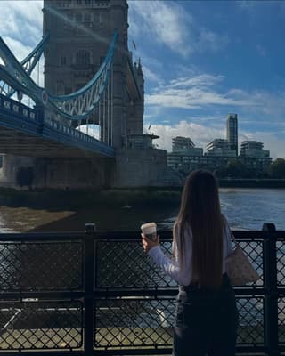 london/24🤍