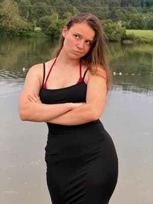You, me, lake date? 🤍