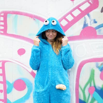 #krümel #krümelmonster #fashion #onesie #trend #lifestyle #me #model #cute #crazy #crazygirl #love #painting #grafitti #art #nice #blue #pose…