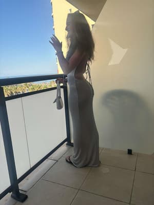 been dying to wear this dress x