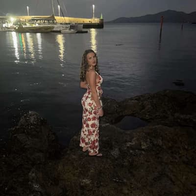 only post on holiday x