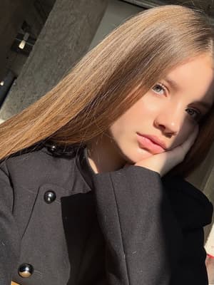 Блинов наелись, нагулялись, на солнце погрелись☀️