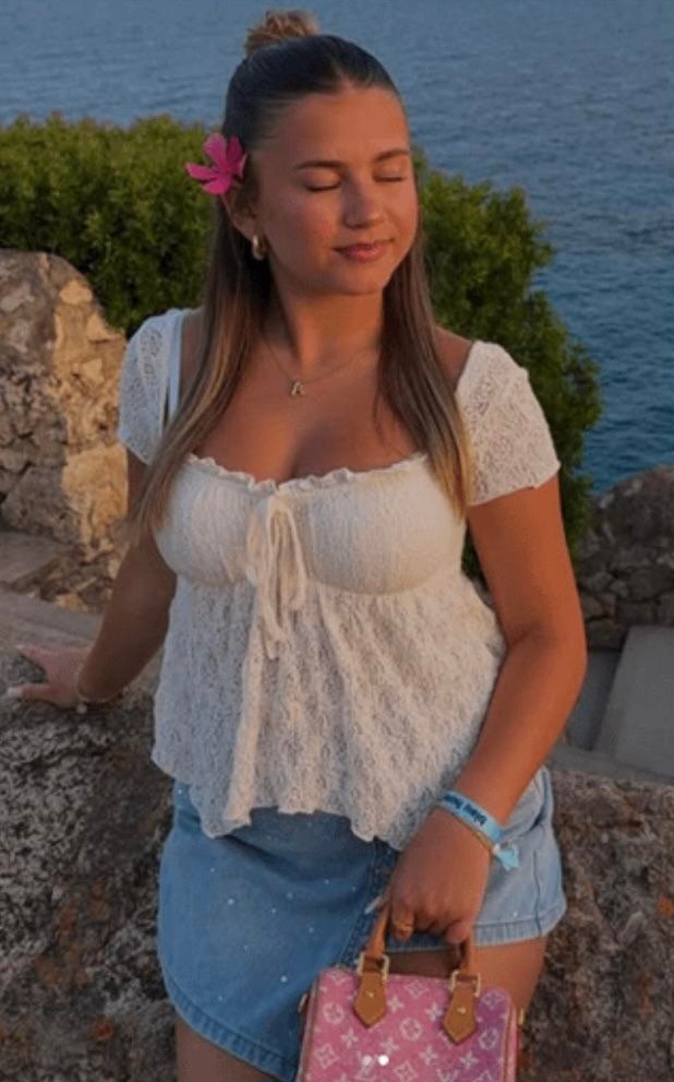 Aleyna, Alina